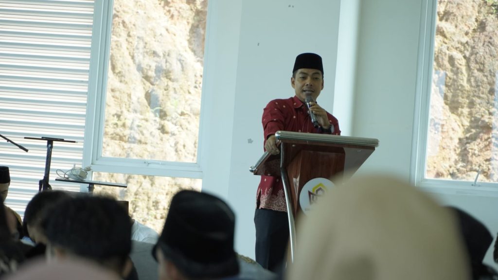 Menjadi Imam dalam Perjalanan menuju Moderasi Beragama di UIN Imam Bonjol Padang